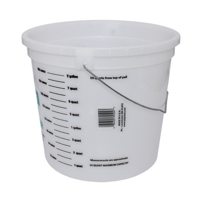 Back measuring lines of 10 quart mix and measure container by Leaktite. Available at Cincinnati Color Paint & Coatings in Cincinnati Ohio.